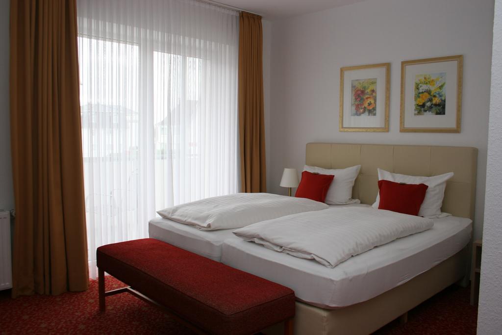 Hotel Petersen Bad Zwischenahn Bagian luar foto