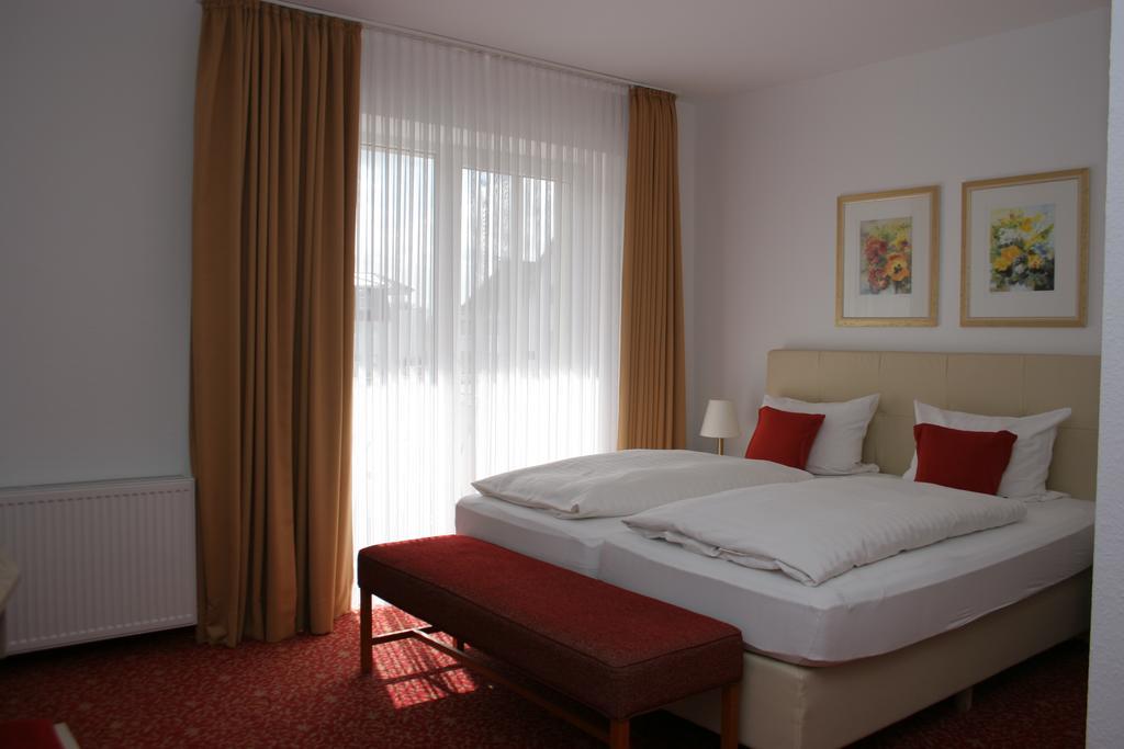 Hotel Petersen Bad Zwischenahn Bagian luar foto