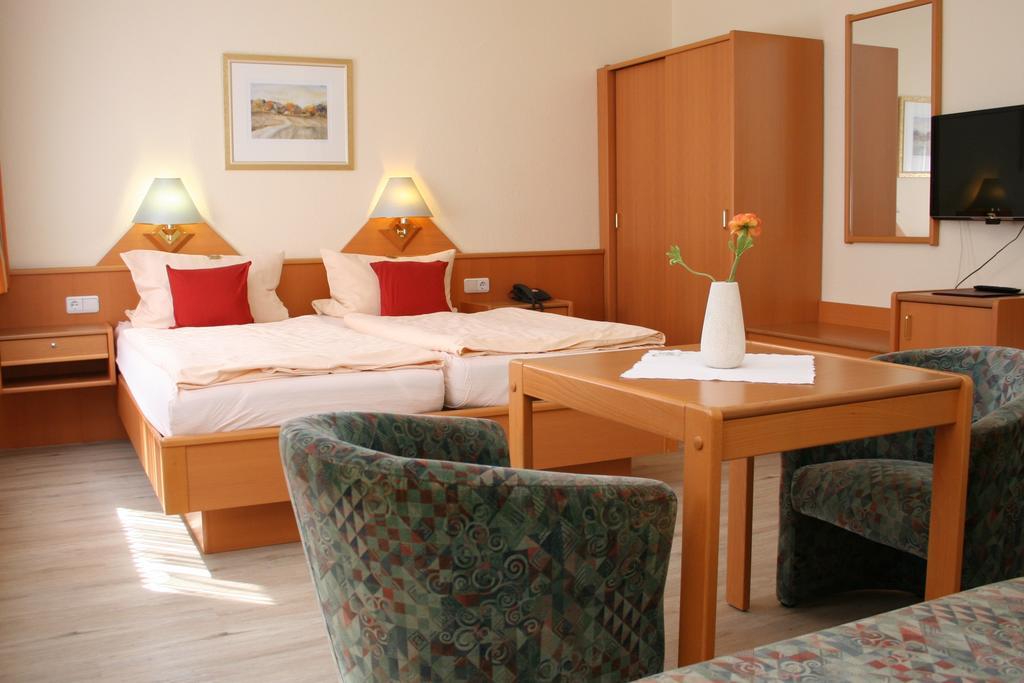 Hotel Petersen Bad Zwischenahn Bagian luar foto