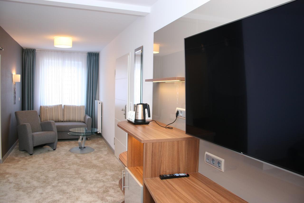 Hotel Petersen Bad Zwischenahn Bagian luar foto