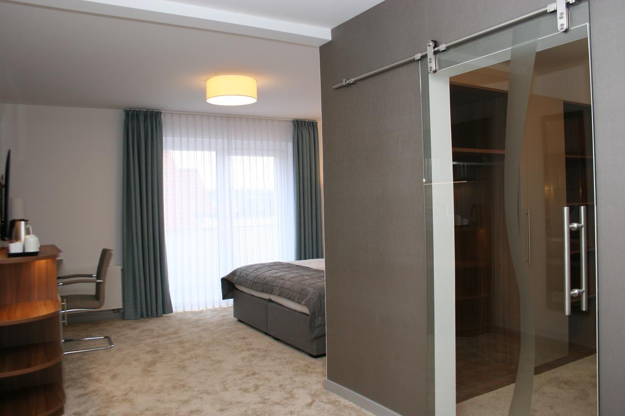 Hotel Petersen Bad Zwischenahn Bagian luar foto